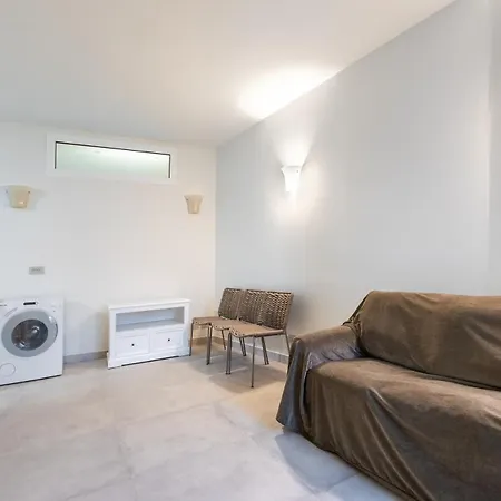 Dimora San Teobaldo Apartment Alba (Piedmont)