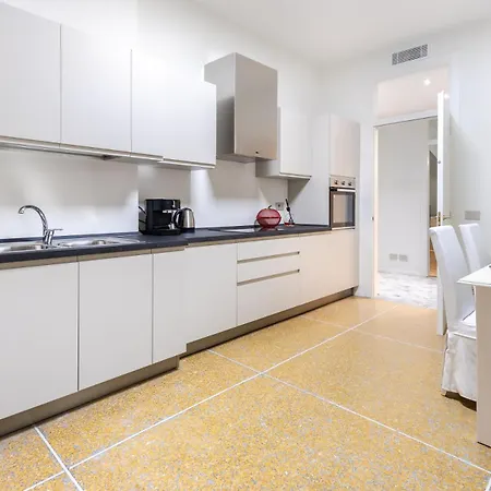 Dimora San Teobaldo Apartment Alba (Piedmont)